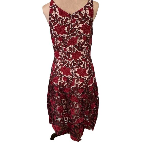 Dress The Population Lily Floral Lace Dress Midi Red & Nude Sz M NWT - Picture 2 of 16